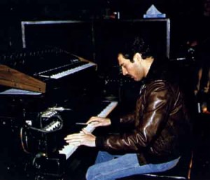 Fig.1 - Live in Japan 1981